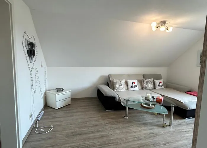 Διαμέρισμα Herzensnest Mit Gruentenblick In Immenstadt *